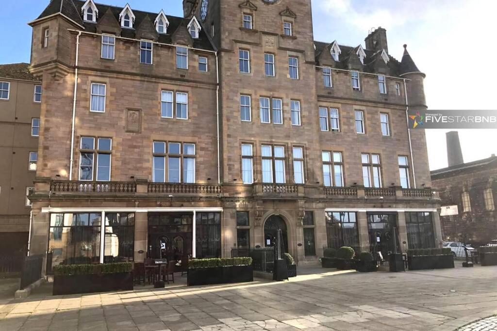 Апартаменты Waterfront Living In Leith With Free Parking! Эдинбург Экстерьер фото