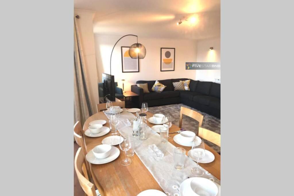 Апартаменты Waterfront Living In Leith With Free Parking! Эдинбург Экстерьер фото